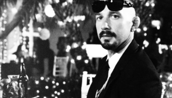 Detienen a Shia LaBeouf por agresión durante el Mardi Gras en Nueva Orleans