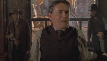 Murió Matt Clark, actor de ‘Volver al futuro 3’, a los 89 años tras complicaciones de salud