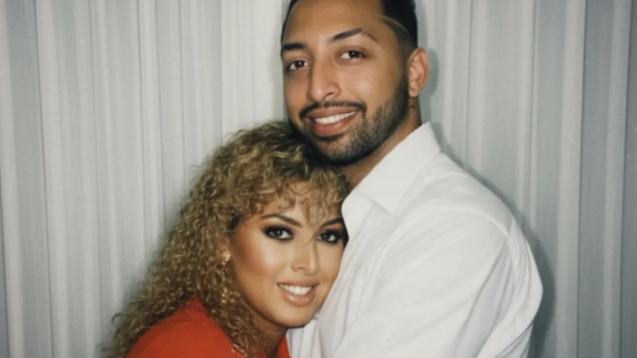 Redes Sociales @alexteheran