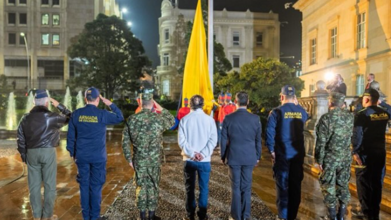 Redes Sociales @gustavopetrourrego