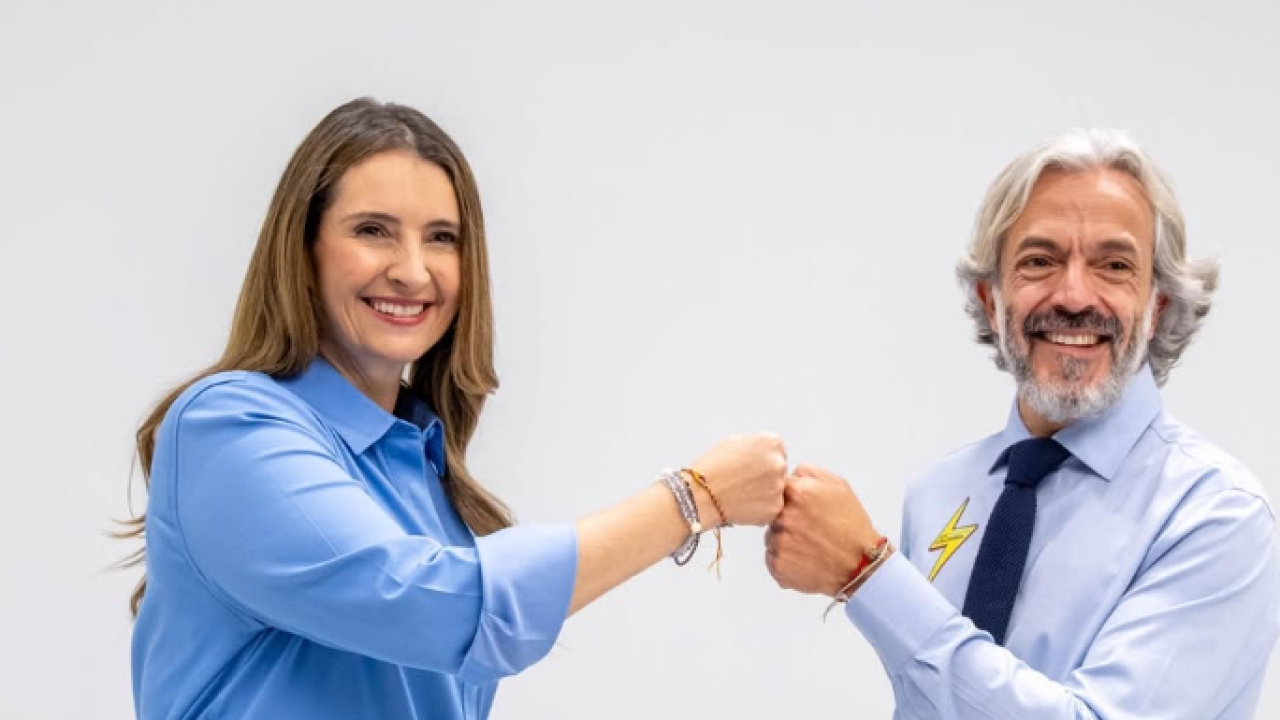 Redes Sociales @palomavalencial