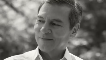 Murió Santiago Munévar, pionero del doblaje en Colombia