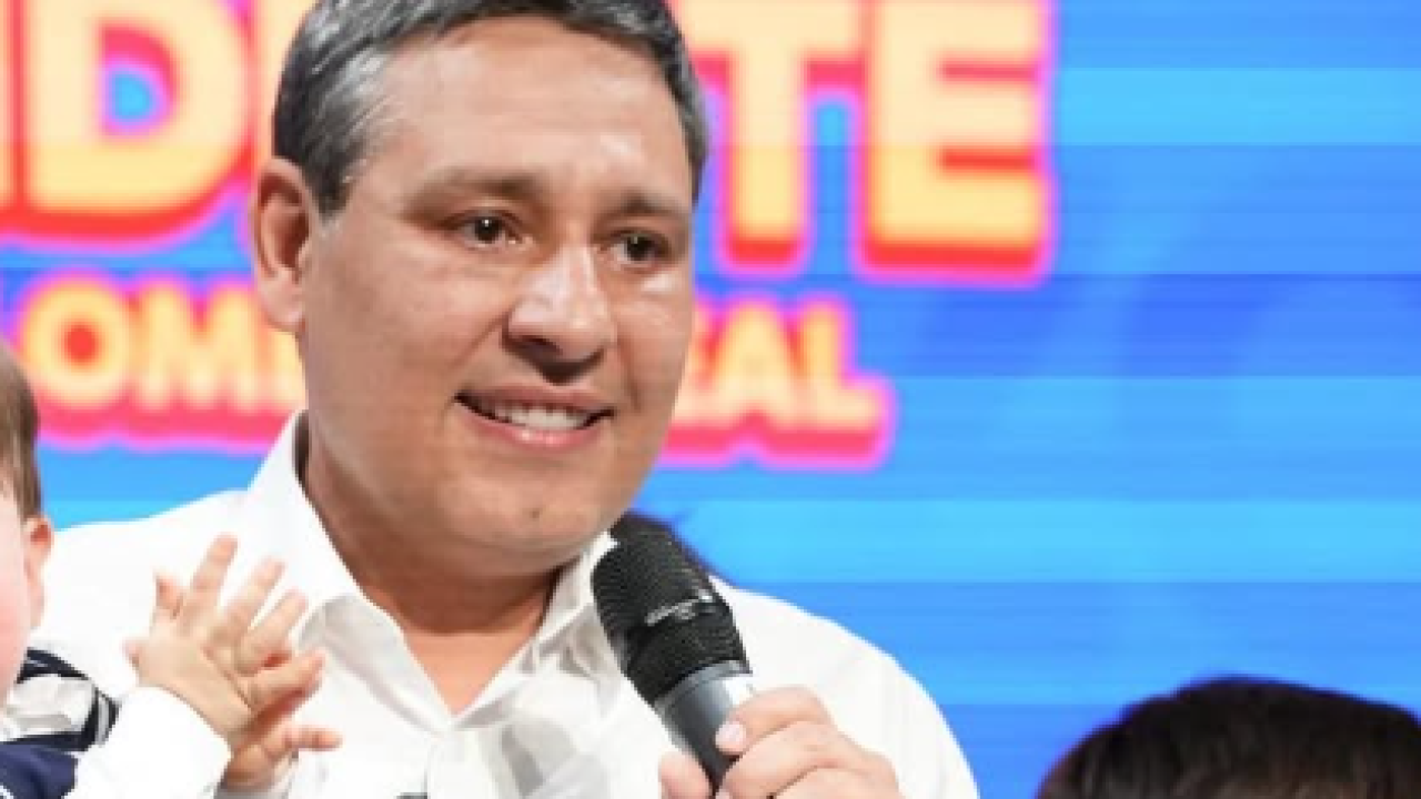 Redes Sociales @mauriciolizcanoarango