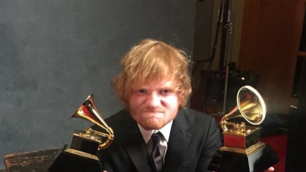 Redes Sociales @teddysphotos