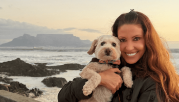 Redes Sociales @shannonelizabeth