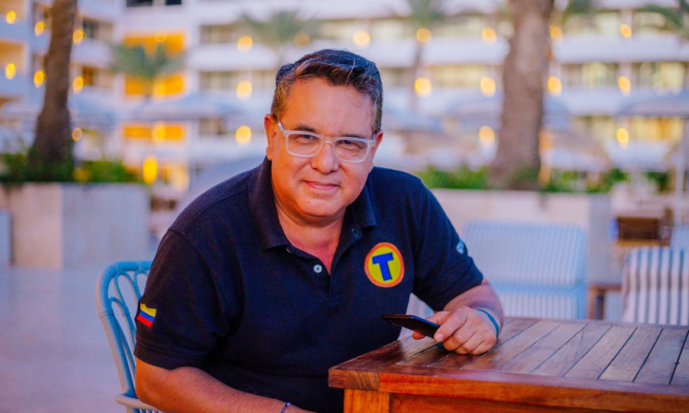 Álex Vera: 35 años recorriendo Colombia para contar el turismo con verdad