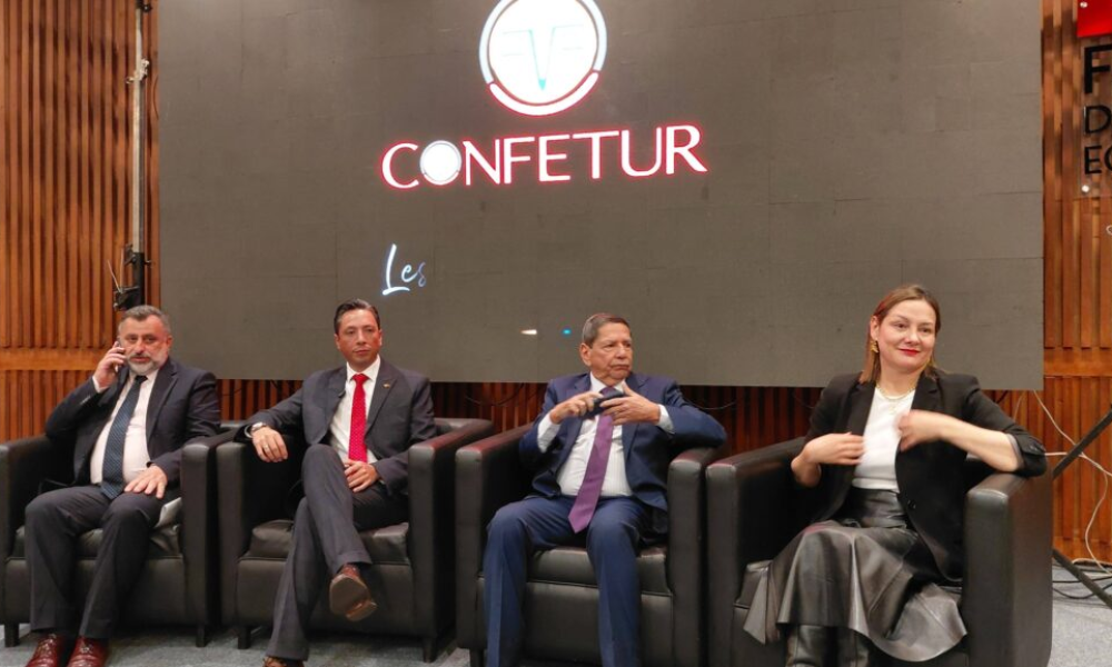 Industria turística pide reglas claras frente a las rentas cortas en Congreso CONFETUR en Bogotá