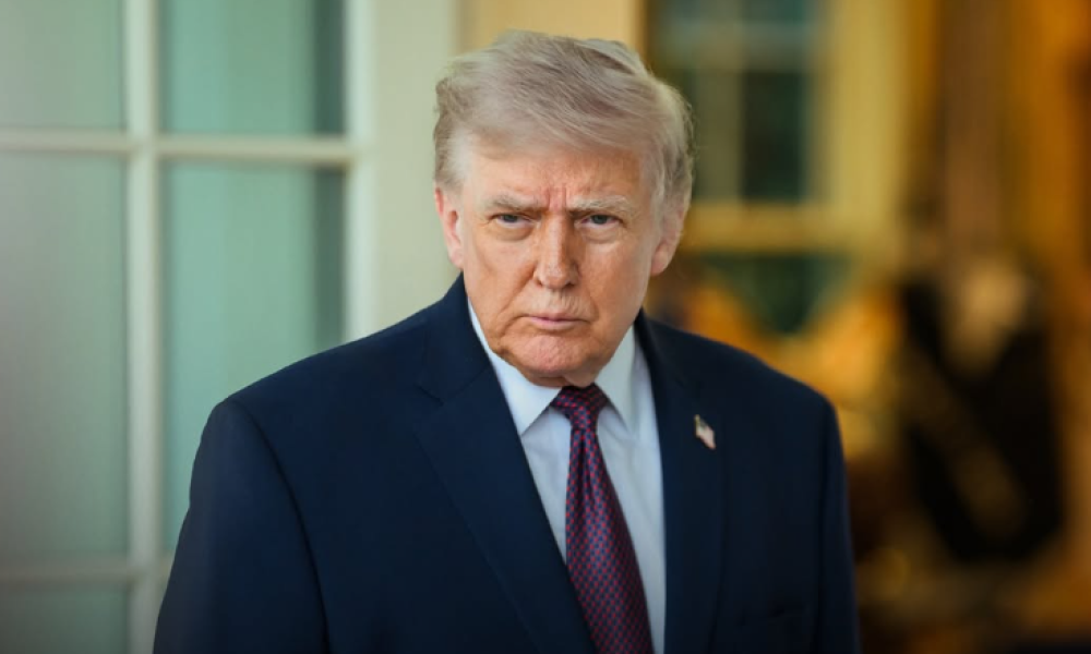 Redes Sociales @realdonaldtrump