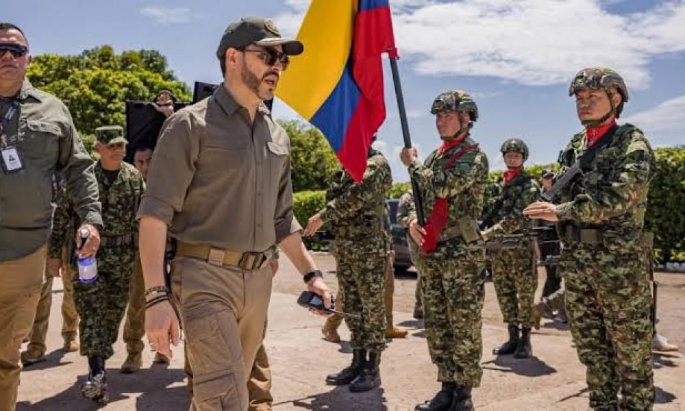 «La mayor incautación de cocaína en 10 años»: Abelardo de la Espriella llega a Cartagena tras decomiso de 7,5 toneladas de droga