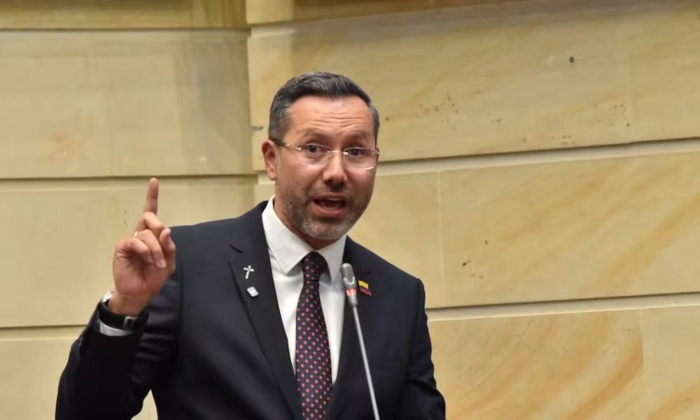 “No será una solución para cinco años, sino para los próximos 30”: Gobierno anuncia $786.000 millones para mejorar el agua en Santa Marta