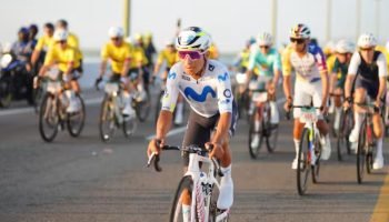 “Es un gran homenaje que se me hace”: Nairo Quintana agradece a los miles de ciclistas que lo acompañan en su despedida desde Cartagena