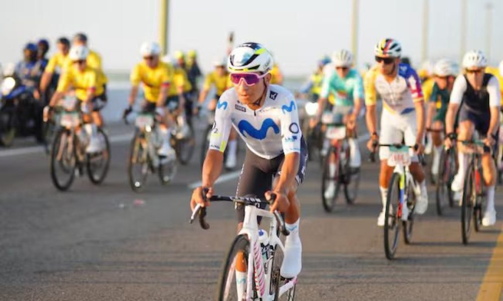 “Es un gran homenaje que se me hace”: Nairo Quintana agradece a los miles de ciclistas que lo acompañan en su despedida desde Cartagena