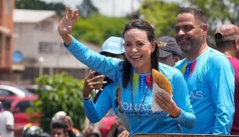 «Finalmente, Caracas, estoy aquí»: María Corina Machado regresó a Venezuela tras 10 meses fuera del país