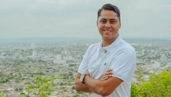 De programas de Naciones Unidas y la Alta Consejería a buscar ser edil de la Localidad Histórica y del Caribe Norte: conoce a Jhair Nieto