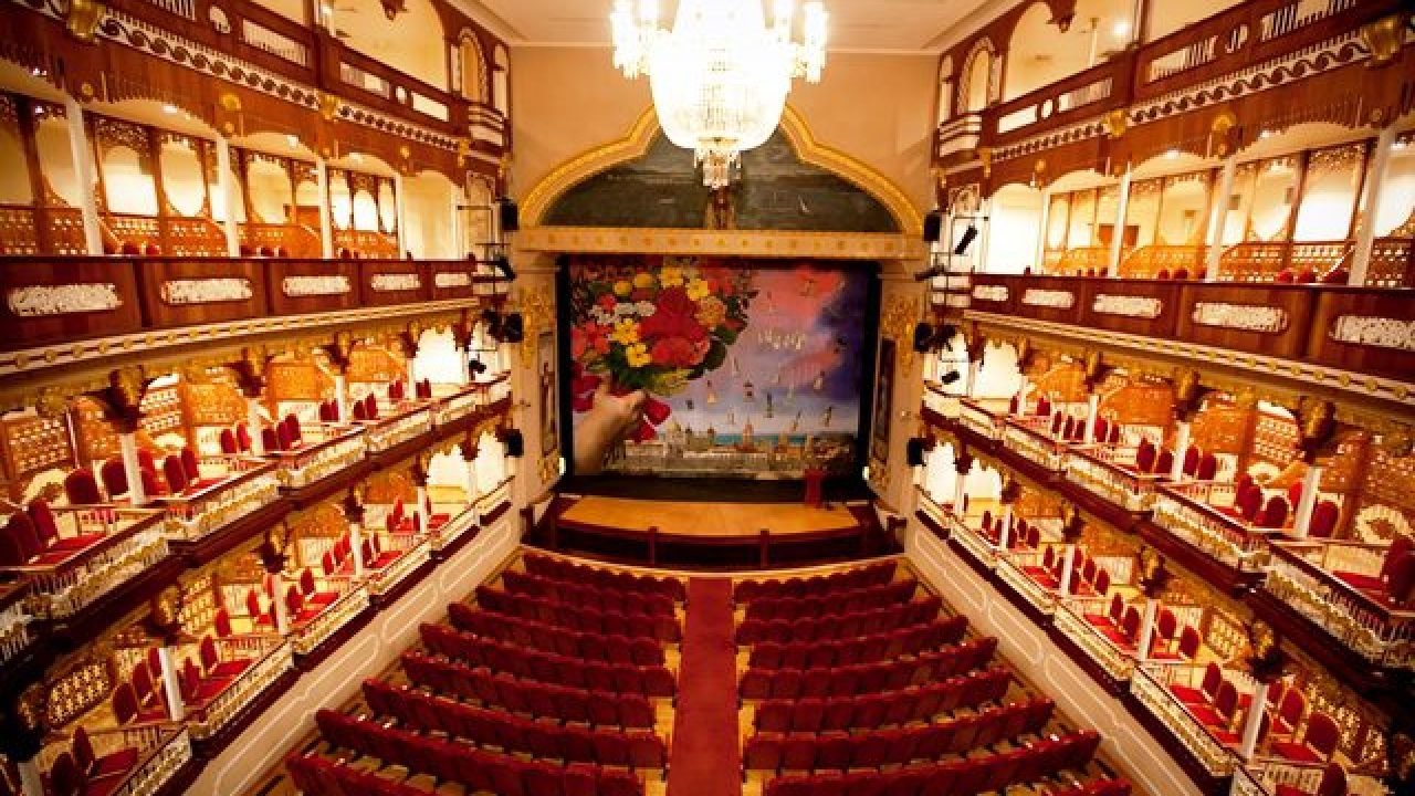 teatro-adolfo-mejía